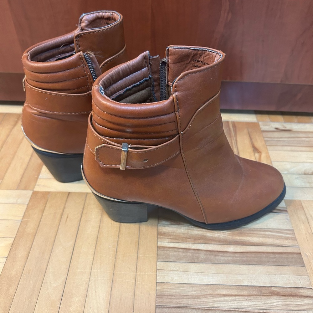Ardene Women's Brown Ankle Booties - Side Zip Casual Style - Picture 2 of 2